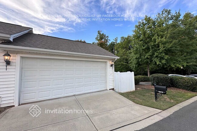 Building Photo - 20276 Amy Lee Dr