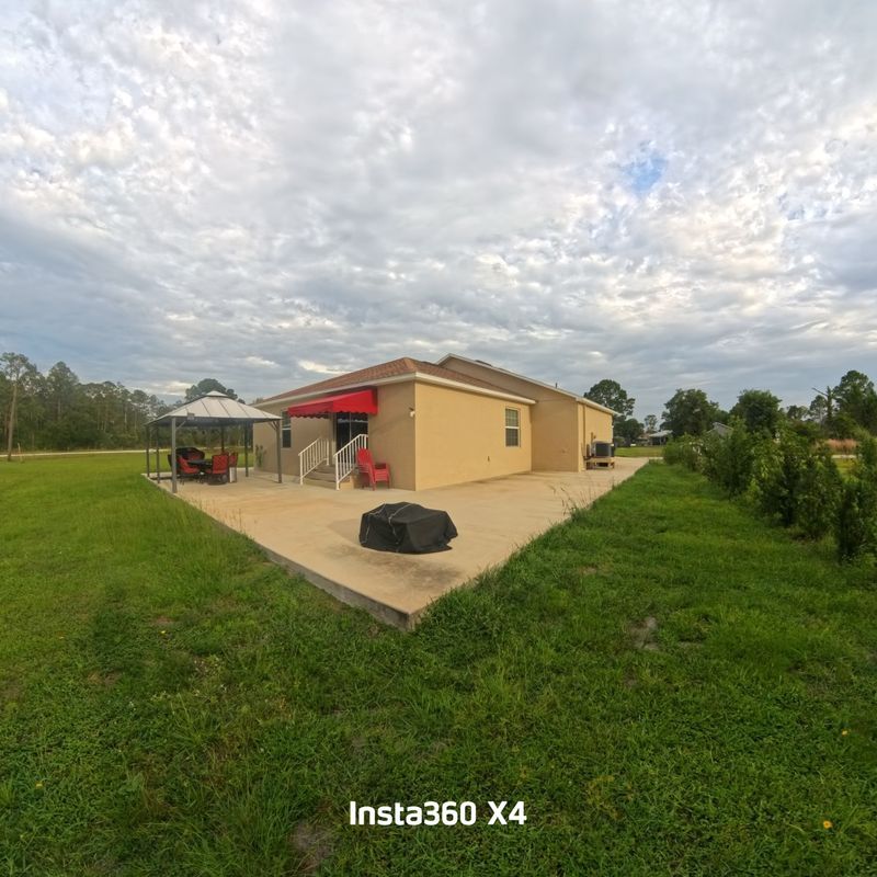Building Photo - 25283 Canterbury Dr