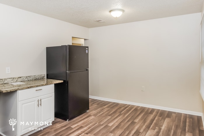 Building Photo - 4417 Millvale Dr SW