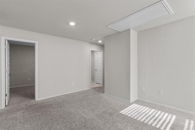 Building Photo - 222 Jaycen Ln