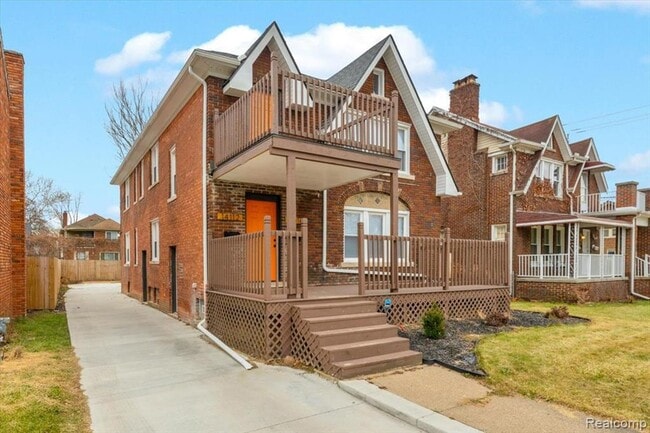 Building Photo - 14112 Mettetal St