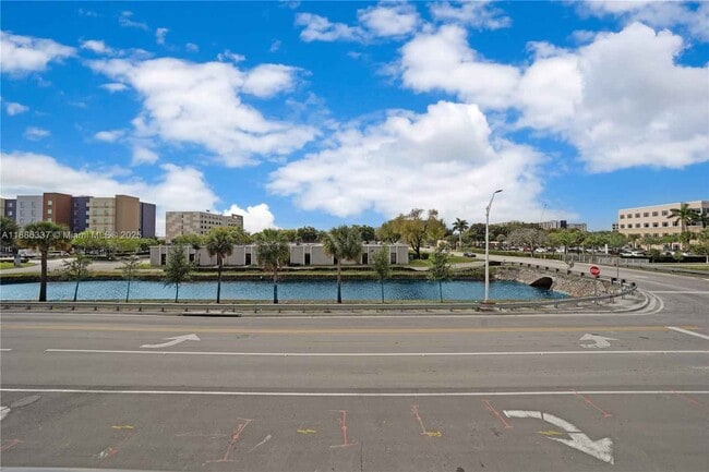 Building Photo - 8167 NW 41st St