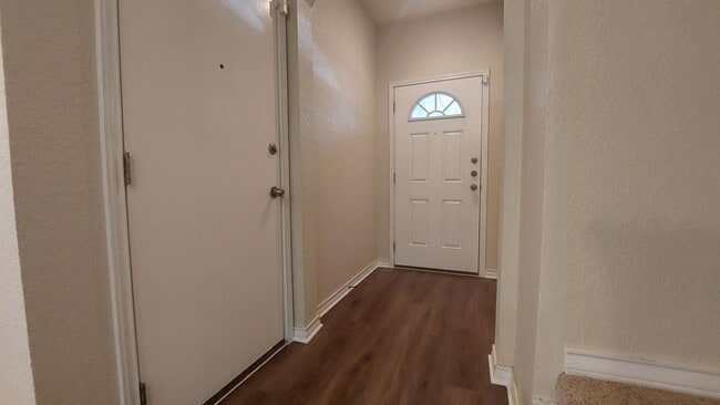 Building Photo - Wurzbach Heights Townhome for Rent ~ 3 Bedroom corner Unit with Private Yard and Garage