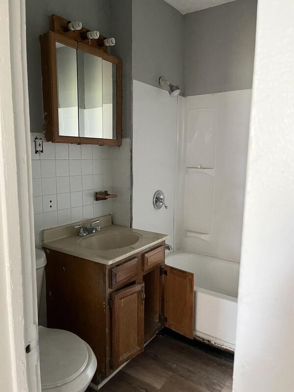 Building Photo - 1035 East 140th Street - 1