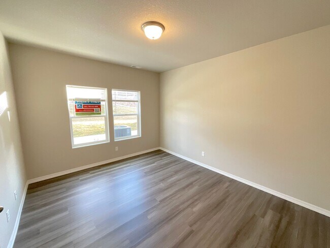 Building Photo - 4 Bedroom Townhome Available Near Tutt Blvd & E Woodmen Rd