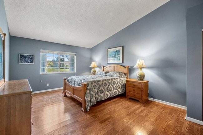 Building Photo - 55 N Lakeshore Dr