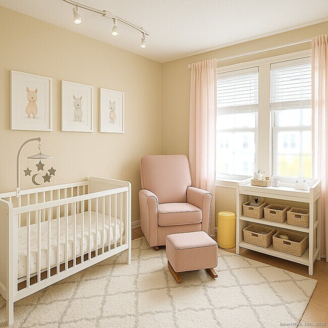 Building Photo - 48 Strawberry Hill Ave