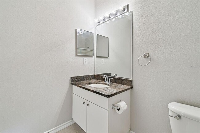 Building Photo - 4302 Bayside Village Dr