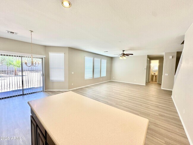 Building Photo - 12720 N 149th Ln