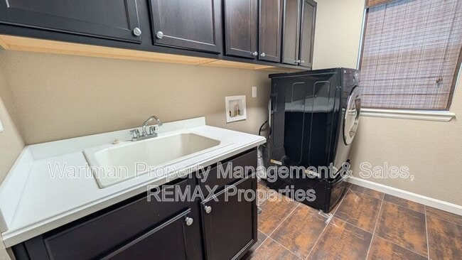 Building Photo - 6159 Harney Dr