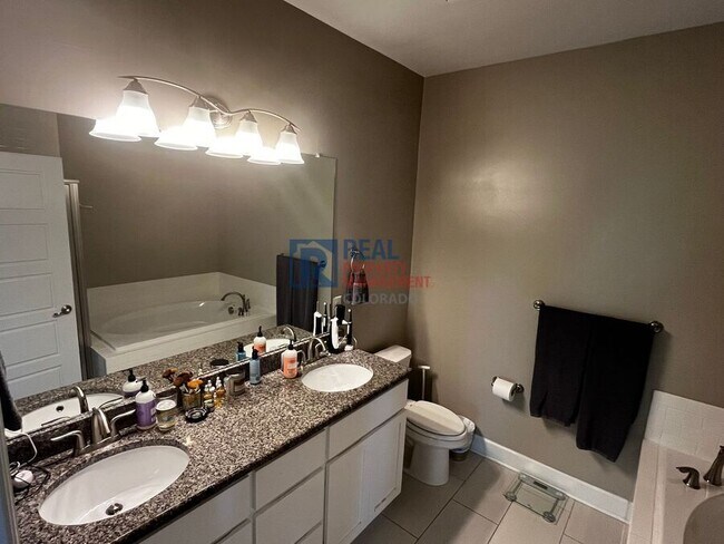 Building Photo - 2907 Photon Ct