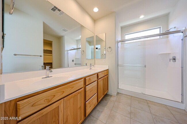 Building Photo - 25369 N 172nd Dr