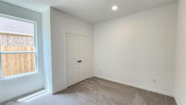 Building Photo - 28815 Texas Sparrow Ln