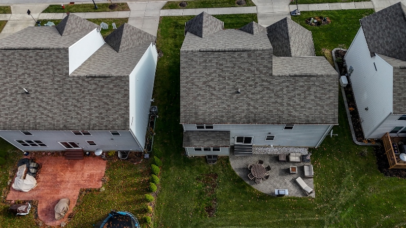 Building Photo - 4816 Lake View Dr