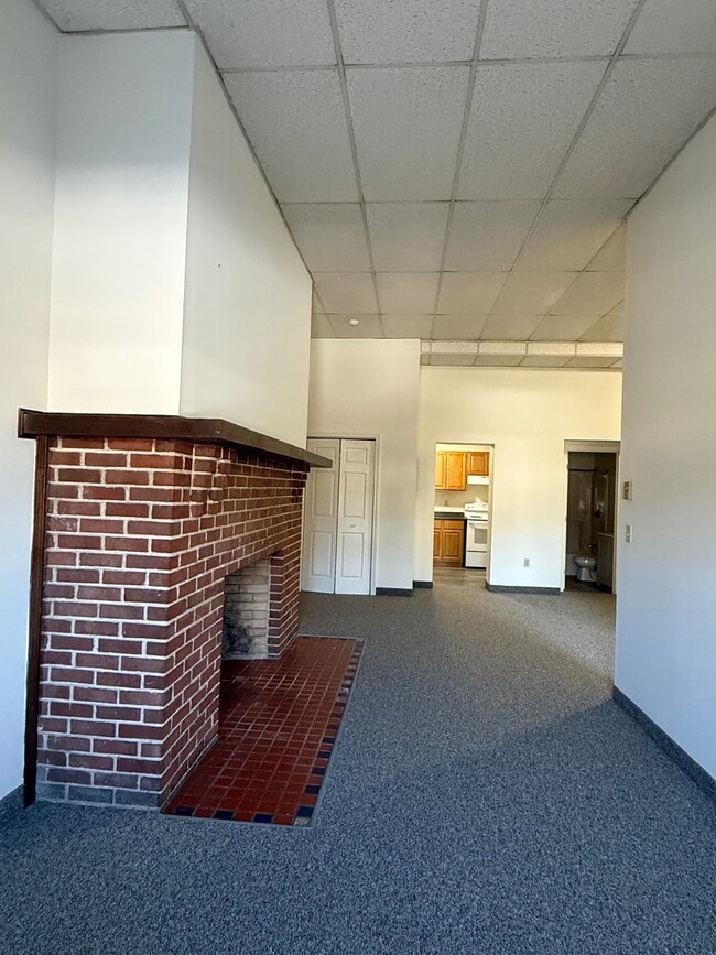 Building Photo - Summit Place Apartments