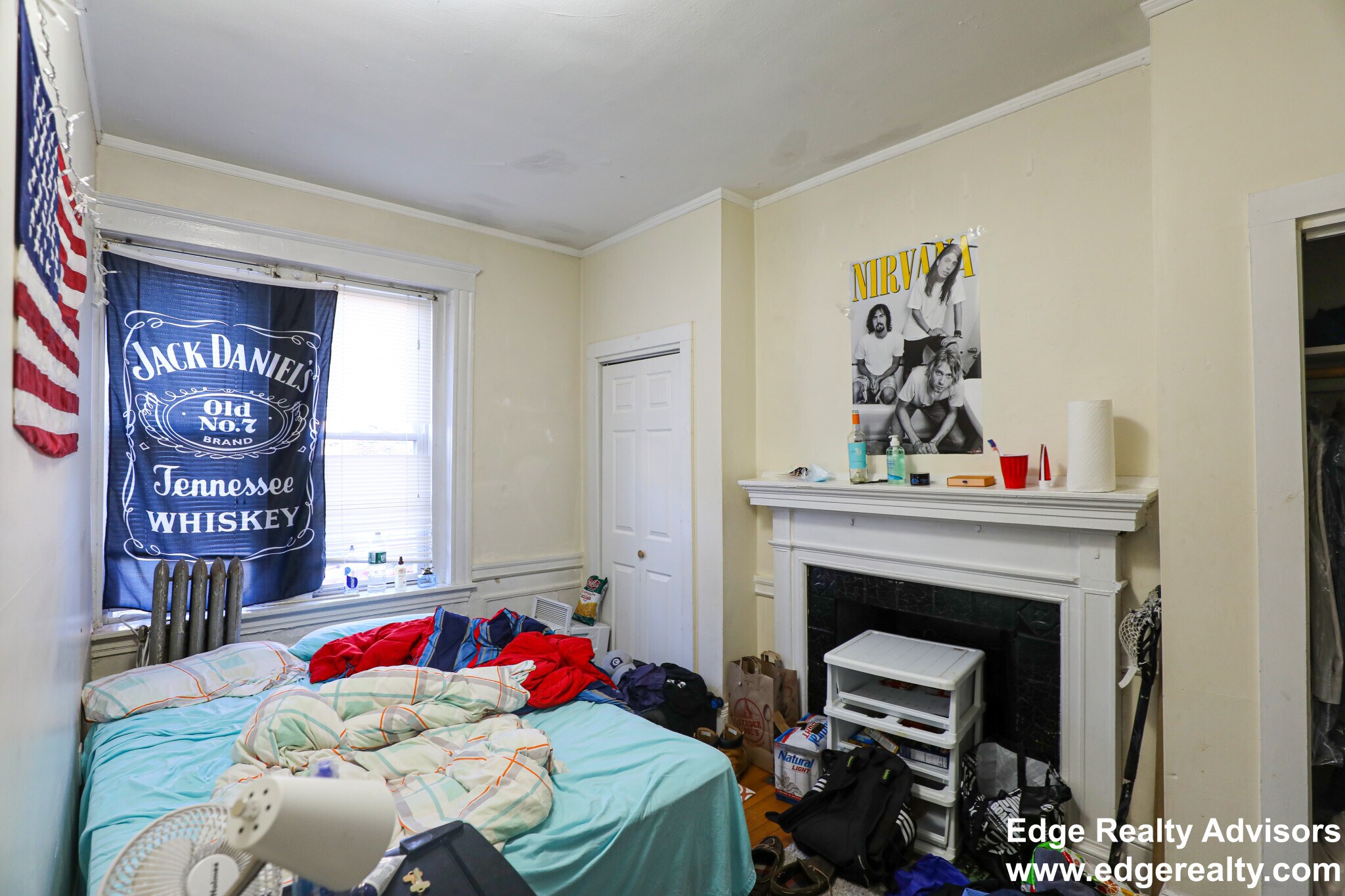 Building Photo - 56 Egmont St