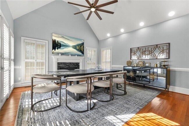 Building Photo - 9800 Foxworth Dr