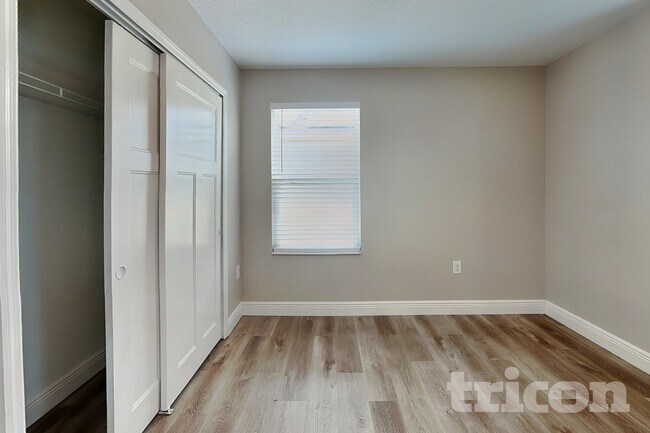 Building Photo - 7105 Feather Wood Dr