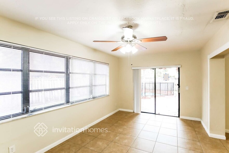 Building Photo - 5313 SW 118th Ave