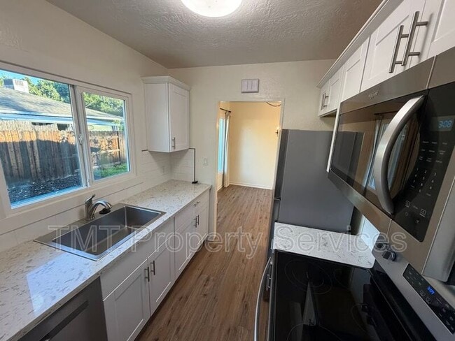 Building Photo - 2344-2346 Park Estates Dr., - 2346 Park Estates Dr.