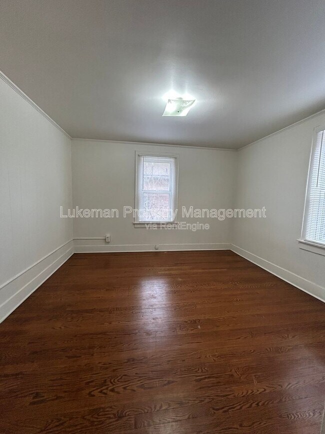 Building Photo - 3013 Portage Street