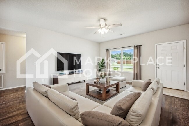 Building Photo - 825 NW 68th Ave