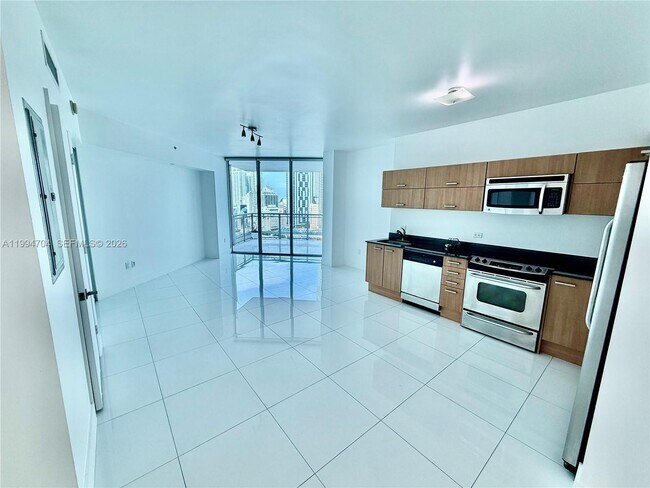 Building Photo - 350 S Miami Ave