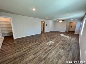Building Photo - 2560 Solon Ln