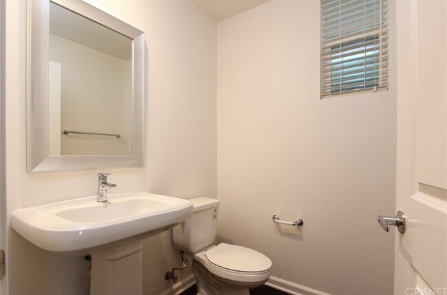 Building Photo - 14903 W Navarre Way