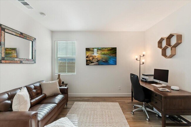 Building Photo - 58179 Aragon Way