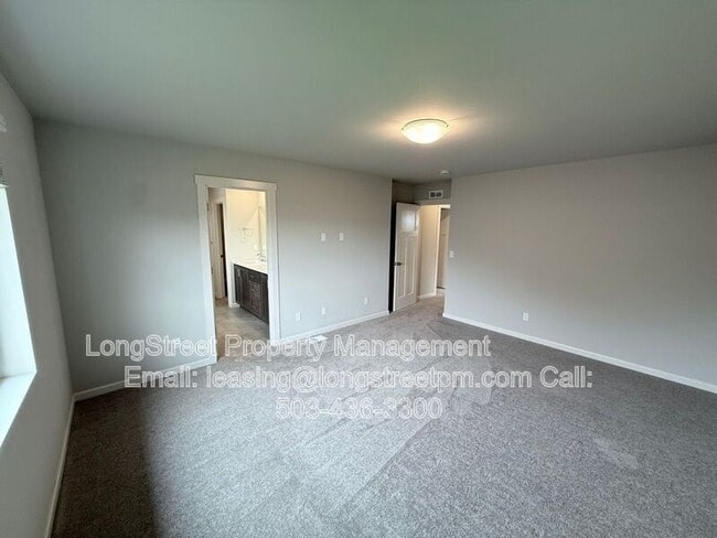 Building Photo - 5954 Henshaw St SE