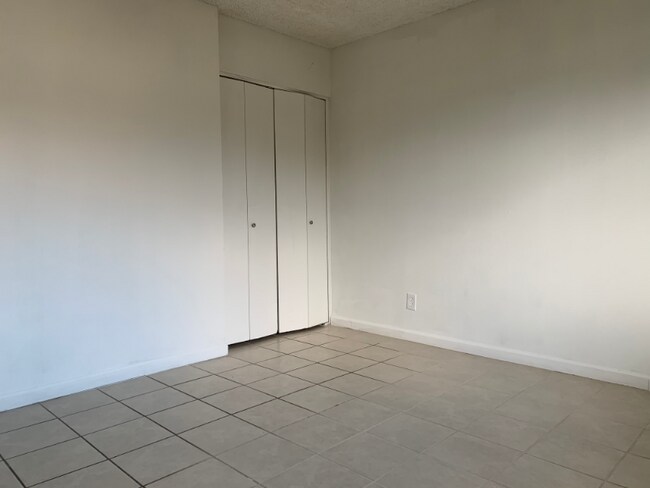 Building Photo - 3411 Orange Ave
