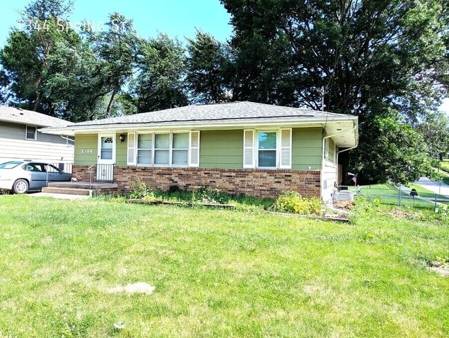 Primary Photo - 1344 Spring St
