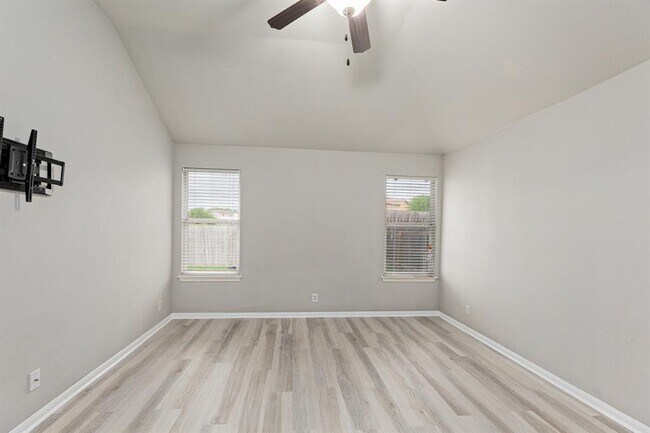 Building Photo - 21108 Derby Day Ave