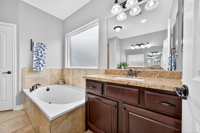 Building Photo - 6854 Adrienne Arbor Dr