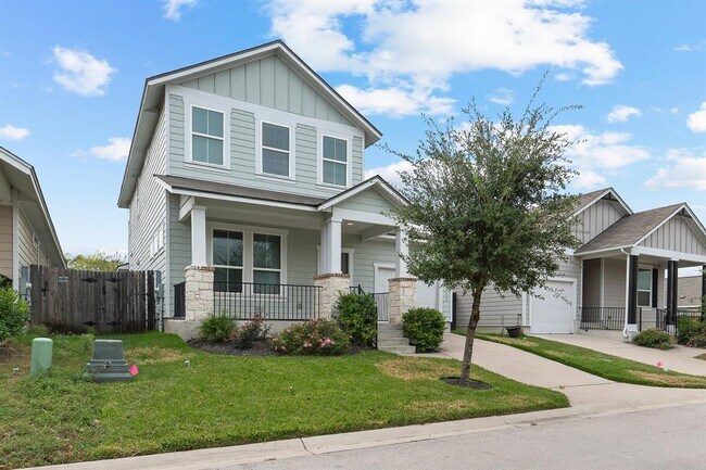 Building Photo - 213 Michaelis Dr