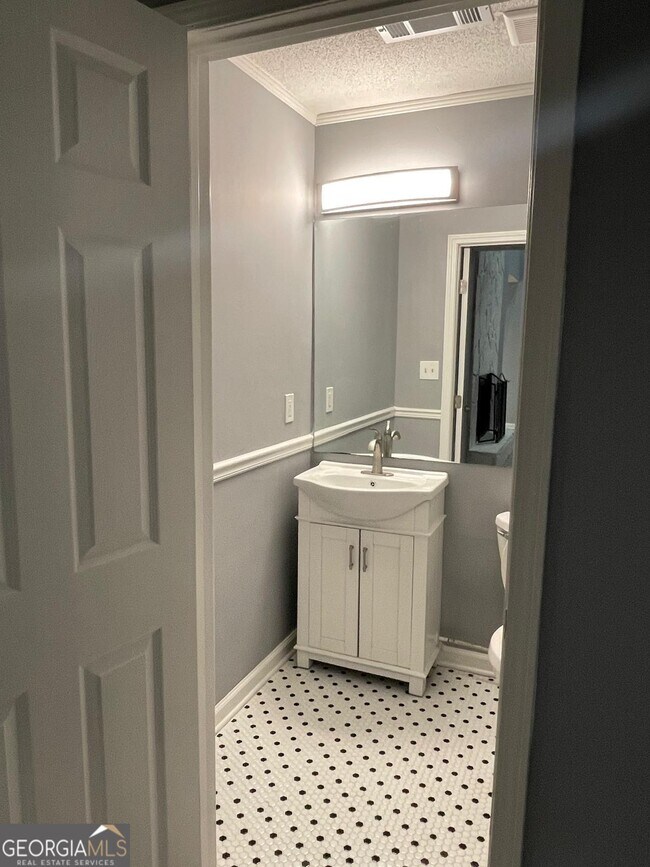 Building Photo - 5391 Kelleys Mill Cir