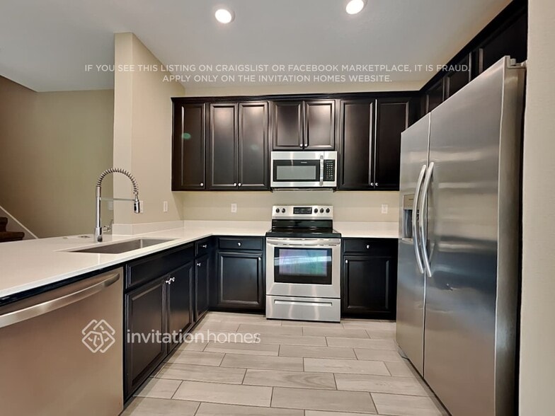 Building Photo - 545 Cherry Ridge Dr