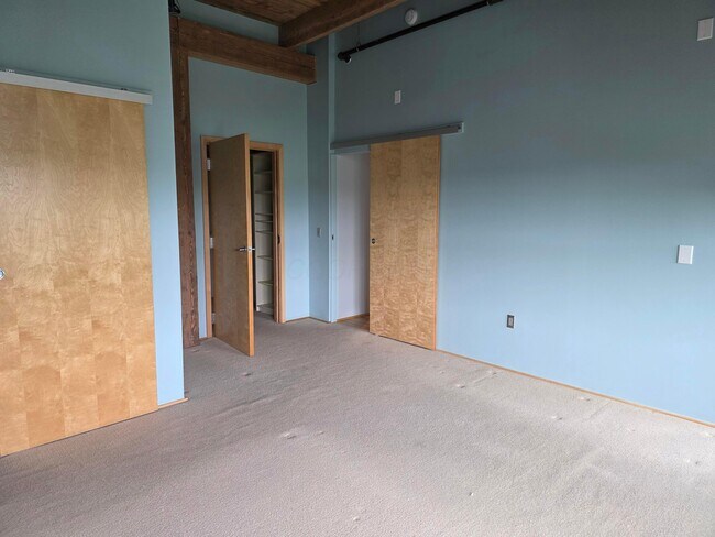 Building Photo - 448 W Nationwide Blvd