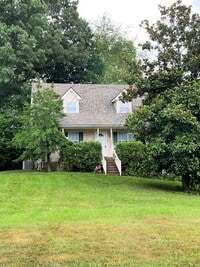 Building Photo - Charming Updated Home in White House with ...