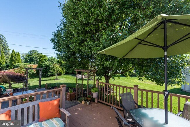 Building Photo - 19 Patriot Ct