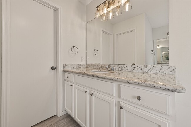 Building Photo - 14227 Cypress Valley Dr