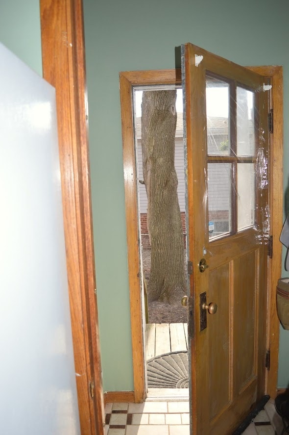 Building Photo - 434 E Berteau Ave