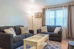 Building Photo - 1907 Pleasantdale Rd