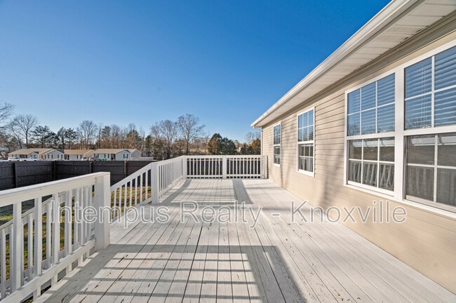 Building Photo - 7411 Cascade Meadows Way