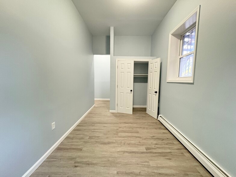 Unit 1 - 151 Chapman St