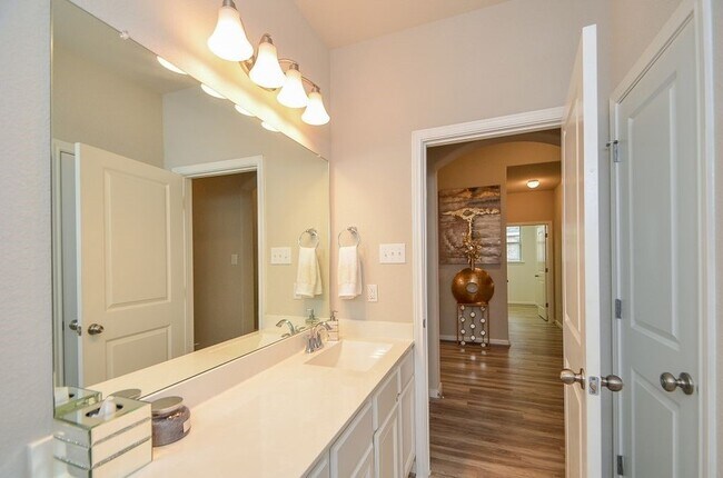 Building Photo - 32619 Twilight Gable Ct