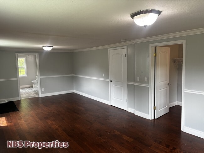 Building Photo - 143 McCully Ln