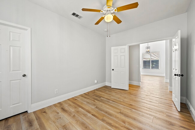 Building Photo - 40612 Chantemar Way