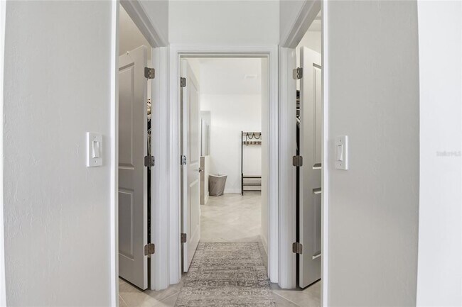 Building Photo - 15169 Serene Shrs Lp